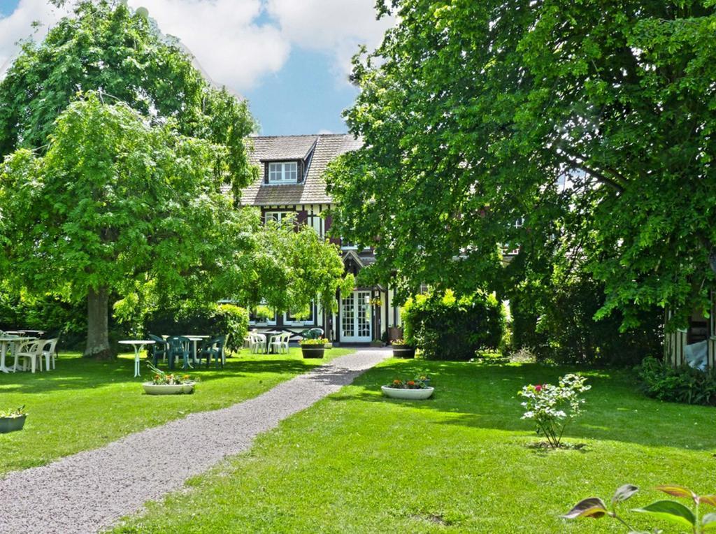 Logis Auberge Des Aulnettes เอรูวิลล์-แซ็งต์-แคลร์ ภายนอก รูปภาพ