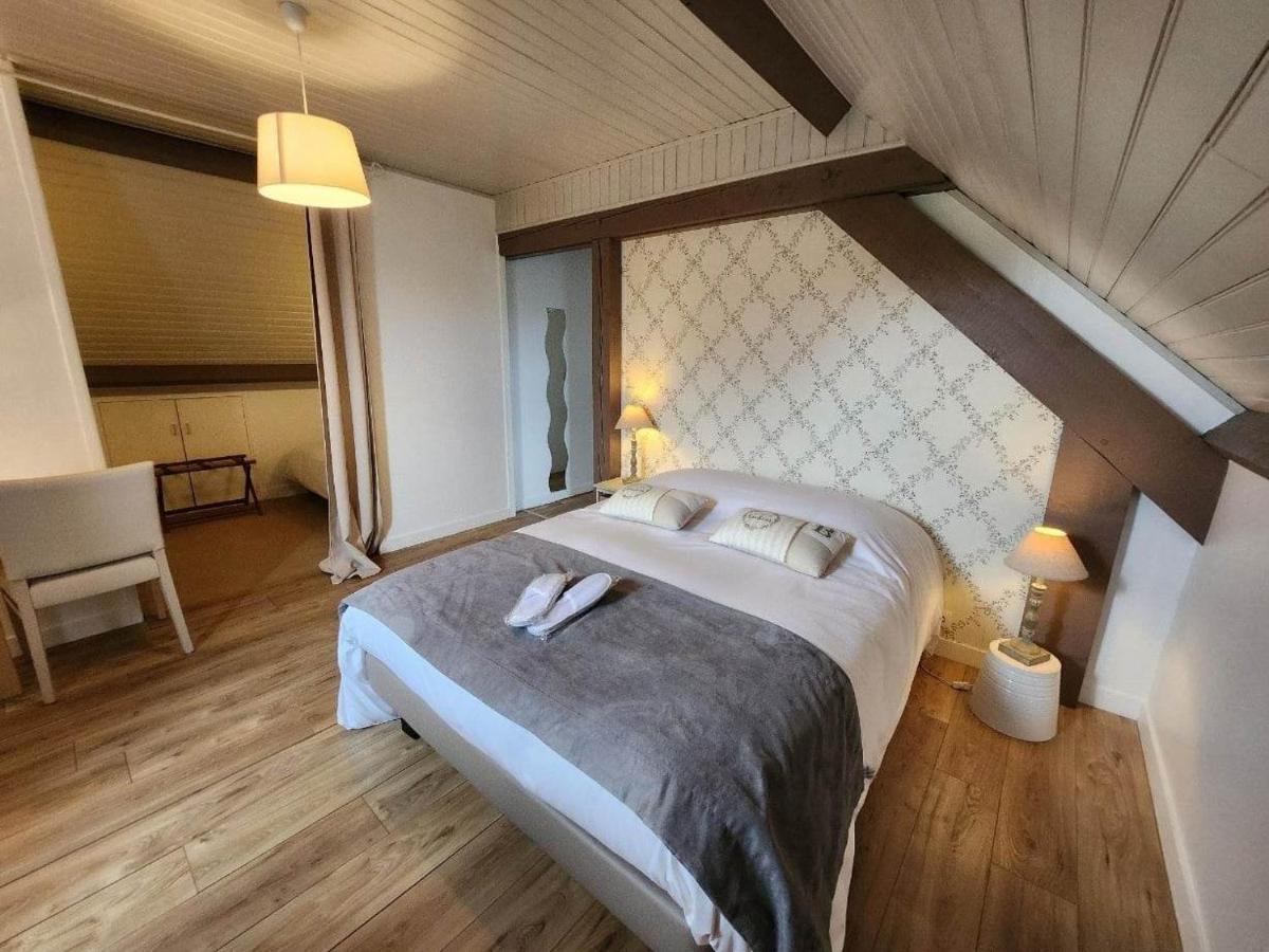 Logis Auberge Des Aulnettes เอรูวิลล์-แซ็งต์-แคลร์ ภายนอก รูปภาพ